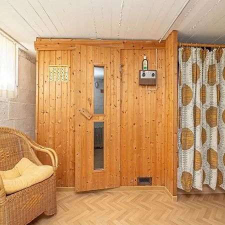 Apartment Puehler - Buchfink Kronsgaard